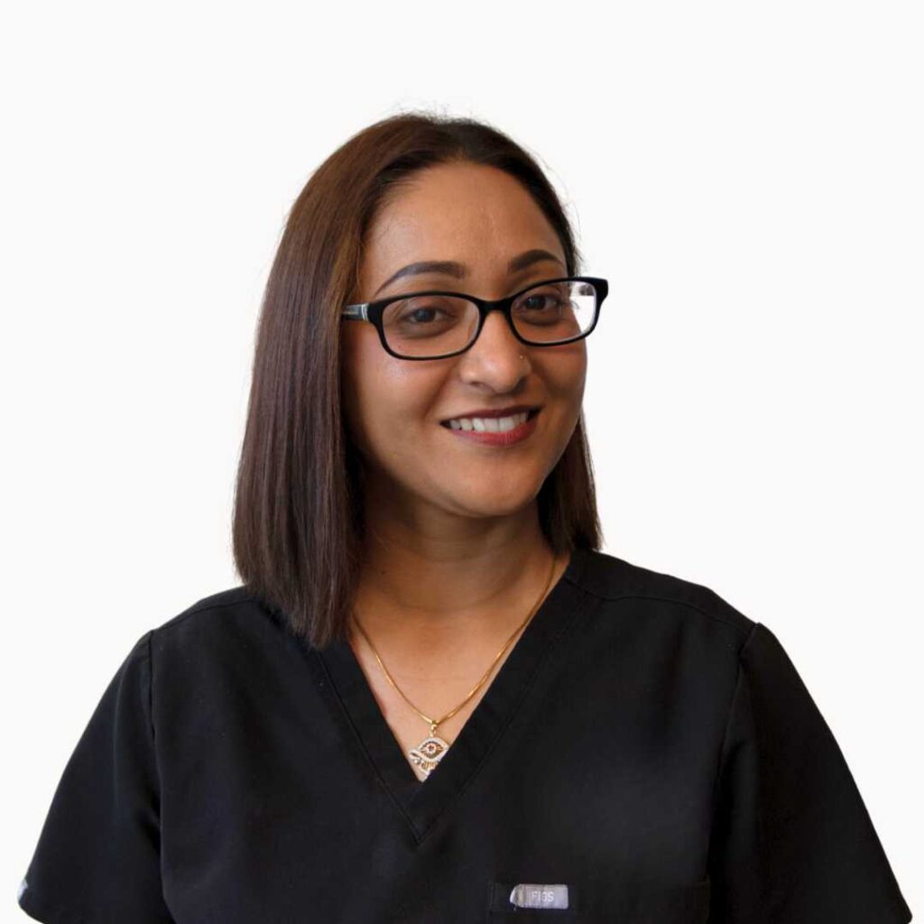 Portrait of Tanuja Dhiman, sterilising assistant Embrace Orthodontics